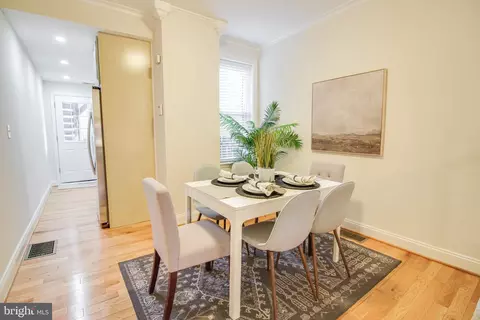 Dining - 934 Binney St, Baltimore, MD 21224 photo 2 of 2