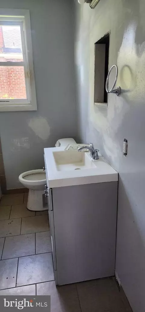 6632 Hartwait St, Baltimore, MD 21224 photo 4