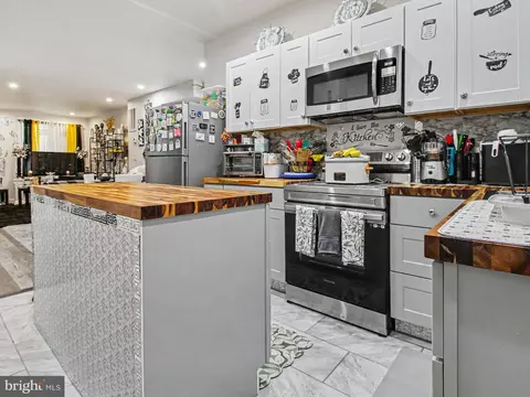 Kitchen - 2517 Robb St, Baltimore, MD 21218 photo 1 of 3