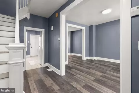 Entry Way - 3534 Overview Rd, Baltimore, MD 21215 photo 2 of 12