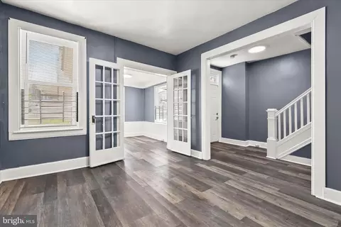 Entry Way - 3534 Overview Rd, Baltimore, MD 21215 photo 4 of 12