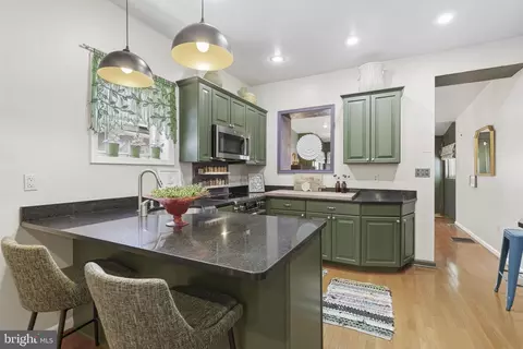 Kitchen - 2 N Clinton St, Baltimore, MD 21224 photo 2 of 6