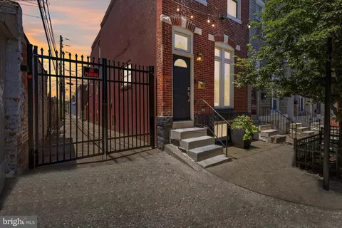 Other - 2 N Clinton St, Baltimore, MD 21224 photo 2 of 18
