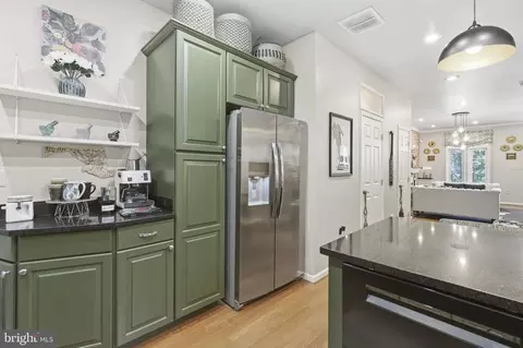 Kitchen - 2 N Clinton St, Baltimore, MD 21224 photo 3 of 6