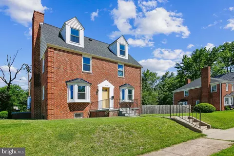 4818 Lindsay Rd, Baltimore, MD 21229
