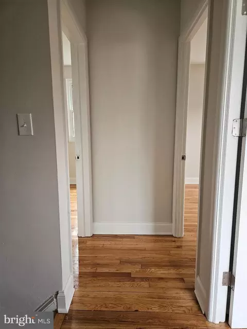 Entry Way - 5617 Biddison Ave, Baltimore, MD 21206 photo 4 of 9