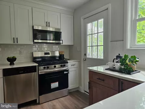 Kitchen - 5617 Biddison Ave, Baltimore, MD 21206 photo 7 of 7