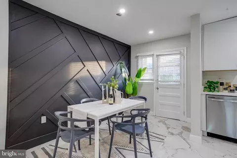 Dining - 4806 Greencrest Rd, Baltimore, MD 21206 photo 1 of 2