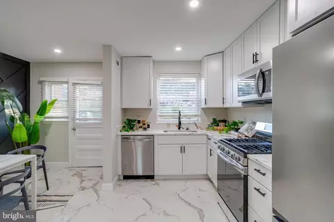 Kitchen - 4806 Greencrest Rd, Baltimore, MD 21206 photo 1 of 3