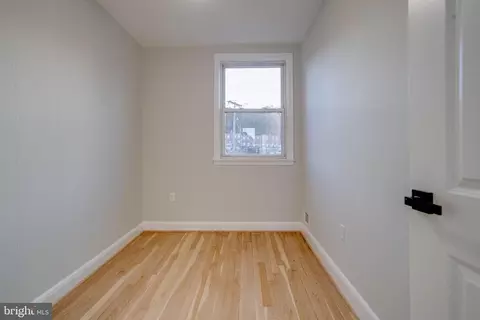 Bedroom - 4806 Greencrest Rd, Baltimore, MD 21206 photo 11 of 13