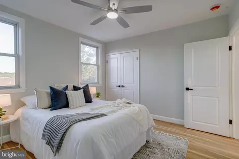 Bedroom - 4806 Greencrest Rd, Baltimore, MD 21206 photo 4 of 13
