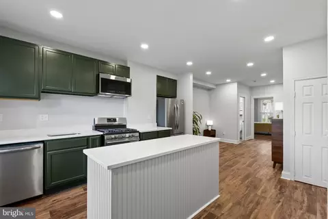 621 E 36th St, Baltimore, MD 21218 photo 12