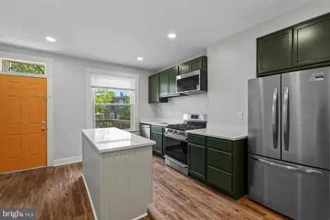 621 E 36th St, Baltimore, MD 21218 photo 10