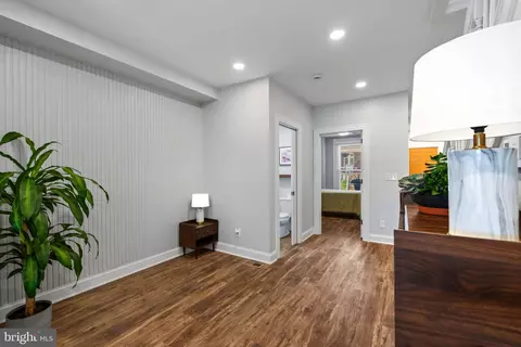621 E 36th St, Baltimore, MD 21218 photo 9