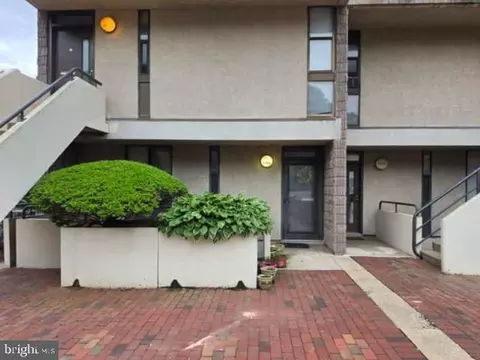 2353 Flax Ter, Baltimore, MD 21209
