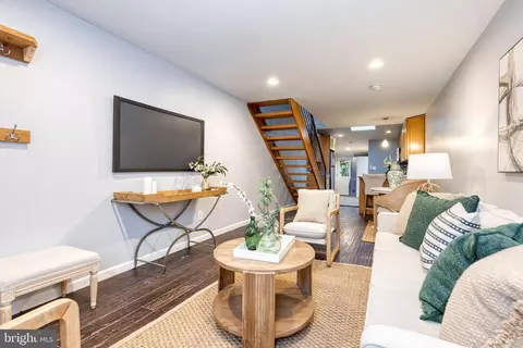 Other - 302 S Duncan St, Baltimore, MD 21231 photo 4 of 12