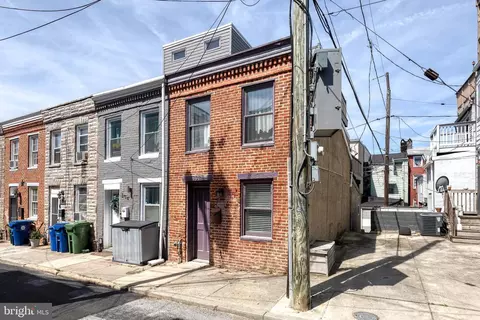 Exterior - 302 S Duncan St, Baltimore, MD 21231 photo 7 of 7