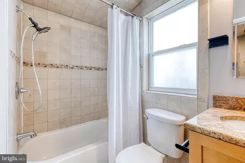 Bath - 302 S Duncan St, Baltimore, MD 21231 photo 2 of 2