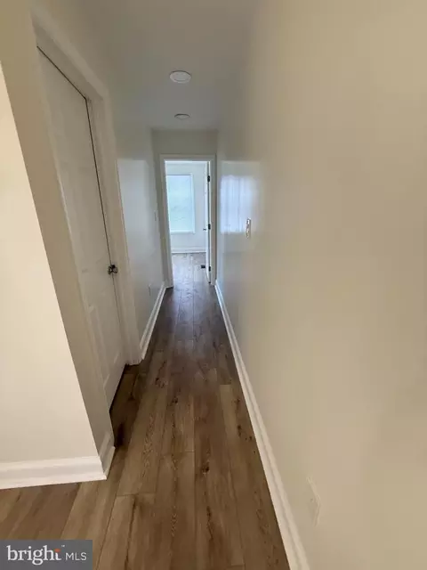 Entry Way - 2720 E Biddle St, Baltimore, MD 21213 photo 4 of 8