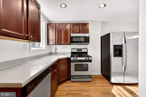 Kitchen - 624 Wyeth St, Baltimore, MD 21230 photo 3 of 5