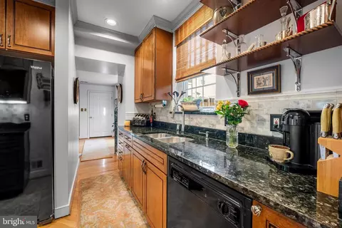 Kitchen - 1807 Lancaster St, Baltimore, MD 21231 photo 4 of 6