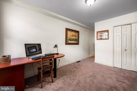 Entry Way - 1807 Lancaster St, Baltimore, MD 21231 photo 8 of 9