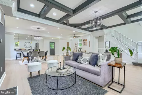 4404 Wakefield Rd, Baltimore, MD 21216