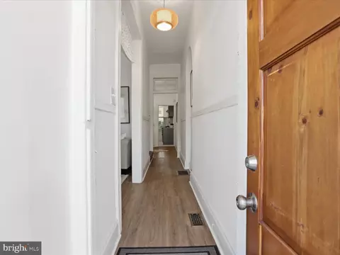 Entry Way - 509 Laurens St, Baltimore, MD 21217 photo 1 of 2