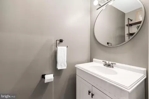 Bath - 1412 E Fort Ave, Baltimore, MD 21230 photo 1 of 3