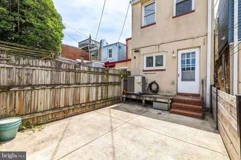 Exterior - 1412 E Fort Ave, Baltimore, MD 21230 photo 2 of 2