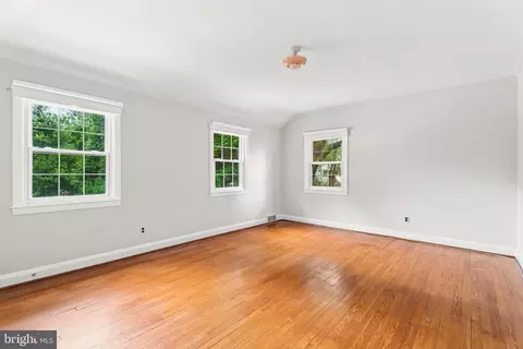 Bedroom - 103 Cedarcroft Rd, Baltimore, MD 21212 photo 1 of 7