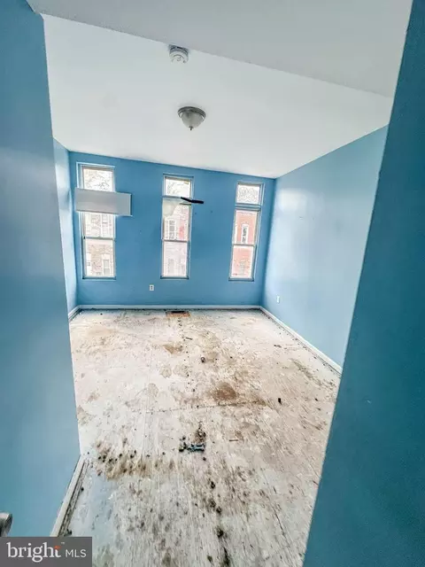 721 Appleton St, Baltimore, MD 21217 photo 9