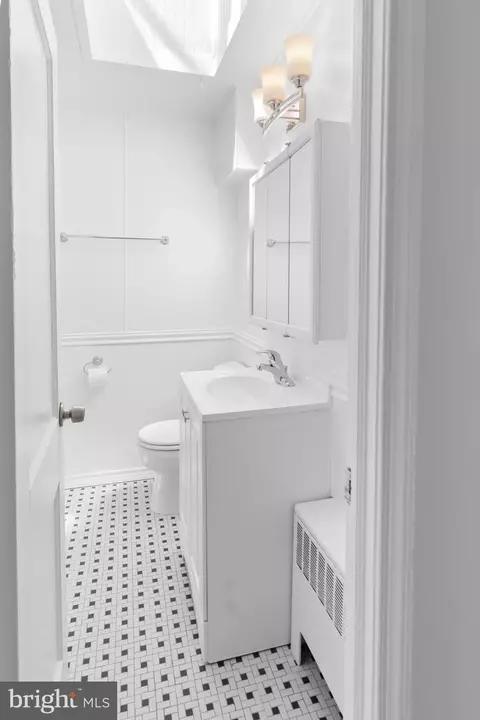 Bath - 3732 Clarenell Rd, Baltimore, MD 21229 photo 5 of 5