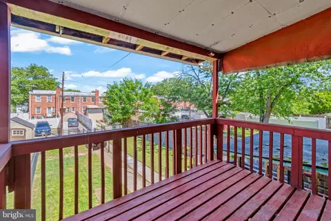 Exterior - 3732 Clarenell Rd, Baltimore, MD 21229 photo 7 of 9