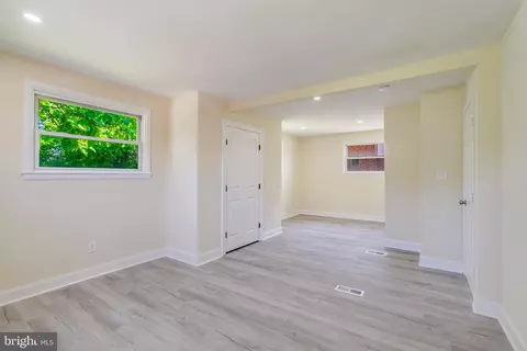 Living - 5412 Biddison Ave, Baltimore, MD 21206 photo 2 of 4