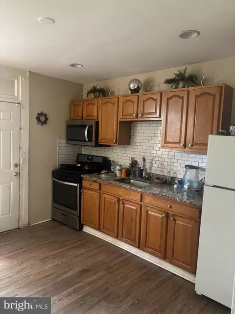 613 Dumbarton Ave, Baltimore, MD 21218 photo 4