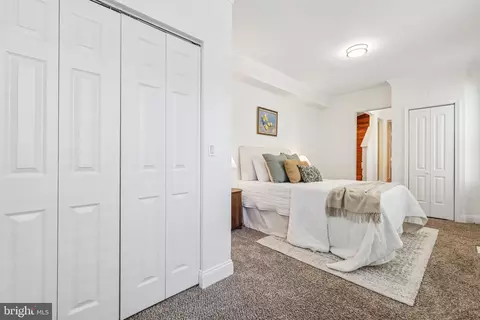Bedroom - 1232 Riverside Ave, Baltimore, MD 21230 photo 4 of 7