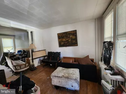 Entry Way - 2623 Cecil Ave, Baltimore, MD 21218 photo 1 of 5