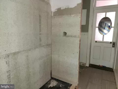 Bath - 2623 Cecil Ave, Baltimore, MD 21218 photo 1 of 1