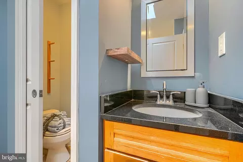 Bath - 419 E Fort Ave, Baltimore, MD 21230 photo 4 of 5