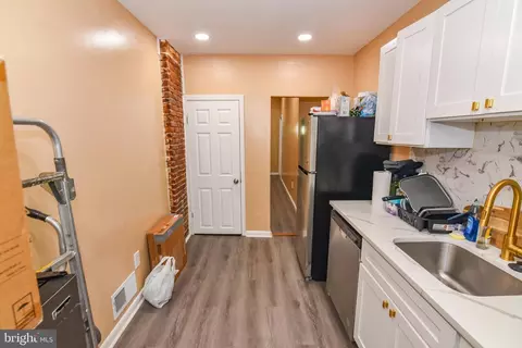 Entry Way - 1705 E 25th St, Baltimore, MD 21213 photo 1 of 8