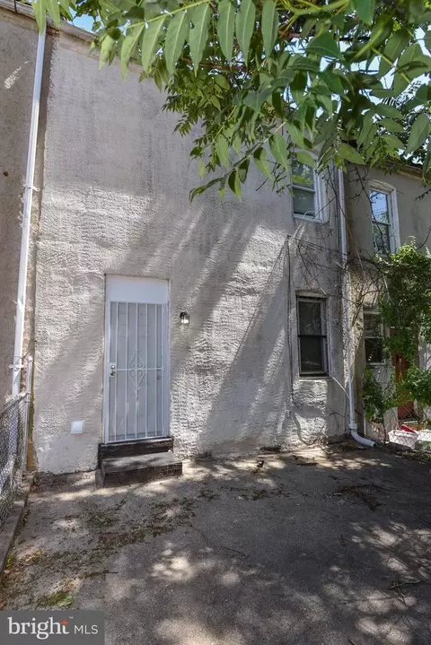 Exterior - 1705 E 25th St, Baltimore, MD 21213 photo 2 of 3