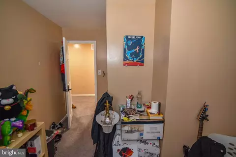 Entry Way - 1705 E 25th St, Baltimore, MD 21213 photo 5 of 8