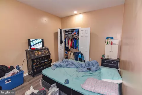 Bedroom - 1705 E 25th St, Baltimore, MD 21213 photo 2 of 4