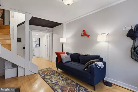 Entry Way - 109 E Gittings St, Baltimore, MD 21230 photo 1 of 7