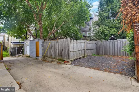 Exterior - 109 E Gittings St, Baltimore, MD 21230 photo 3 of 8