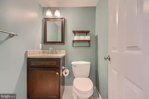 Bath - 325 S Regester St, Baltimore, MD 21231 photo 1 of 3