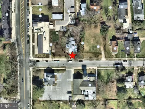 500 E 42nd St, Baltimore, MD 21218