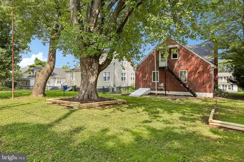 Exterior - 4003 Ridgecroft Rd, Baltimore, MD 21206 photo 4 of 5