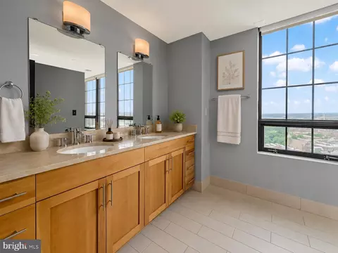 Bath - 1200 Steuart St #1913, Baltimore, MD 21230 photo 3 of 7